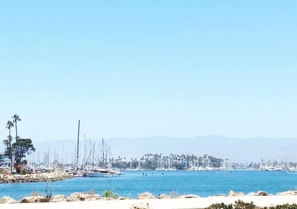 Gateway To Oxnard Beach Экстерьер фото