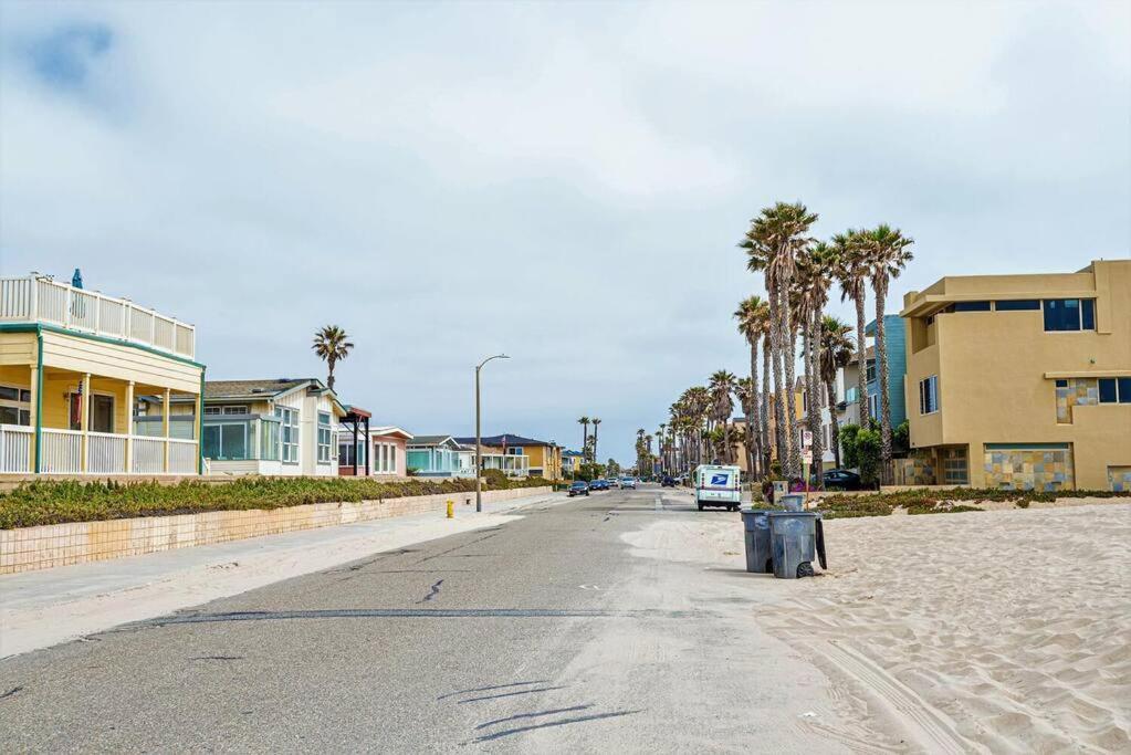 Gateway To Oxnard Beach Экстерьер фото